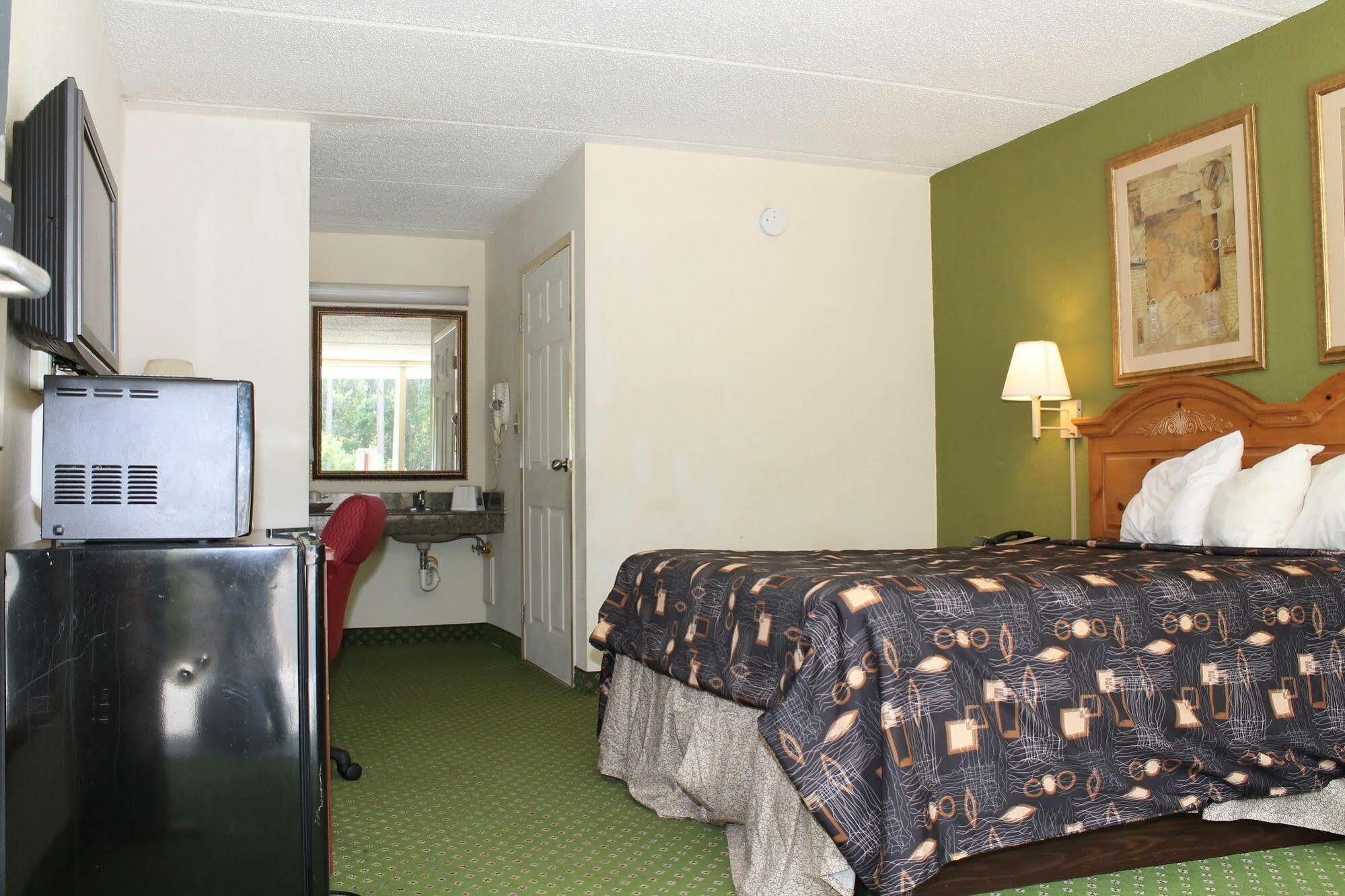 Travelers Inn Kingsland Εξωτερικό φωτογραφία
